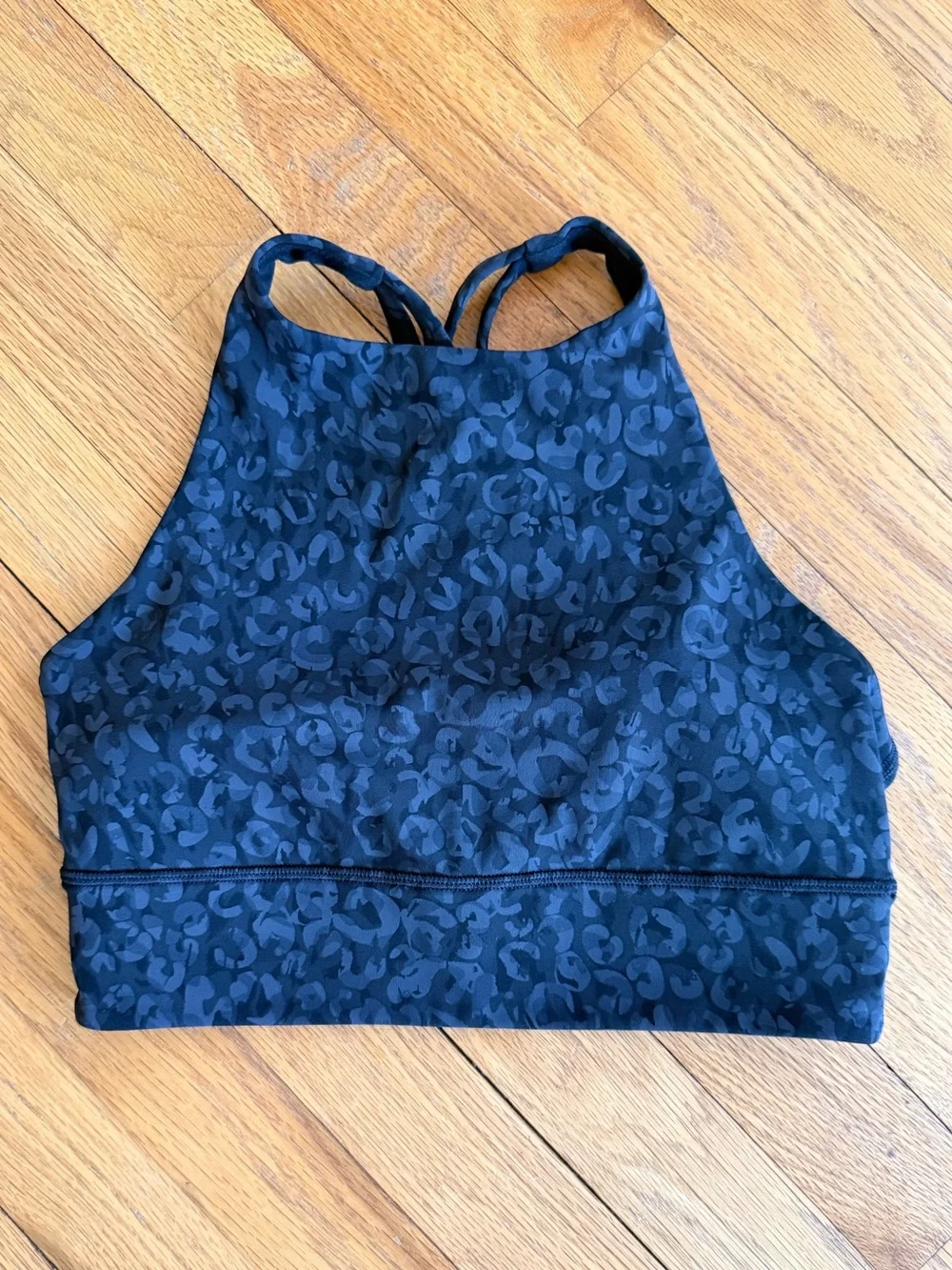 Lululemon Longline Sports Bra Black Tonal Leopard Print Size 6 Pads Included!